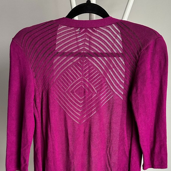 Maurices Purple 3/4 length sleeve sweater with back detail size xs - Picture 2 of 9